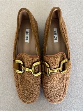 Bibi Lou Camel Shearling Loafer Gold Hardware Size EUR 40 US 9